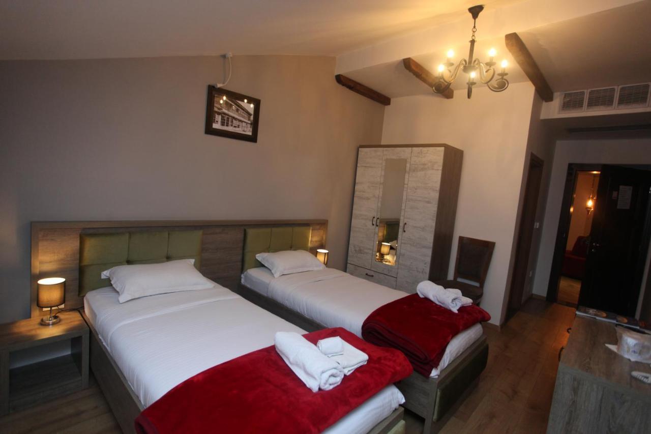 Hotel Happy Gjakova Exterior photo