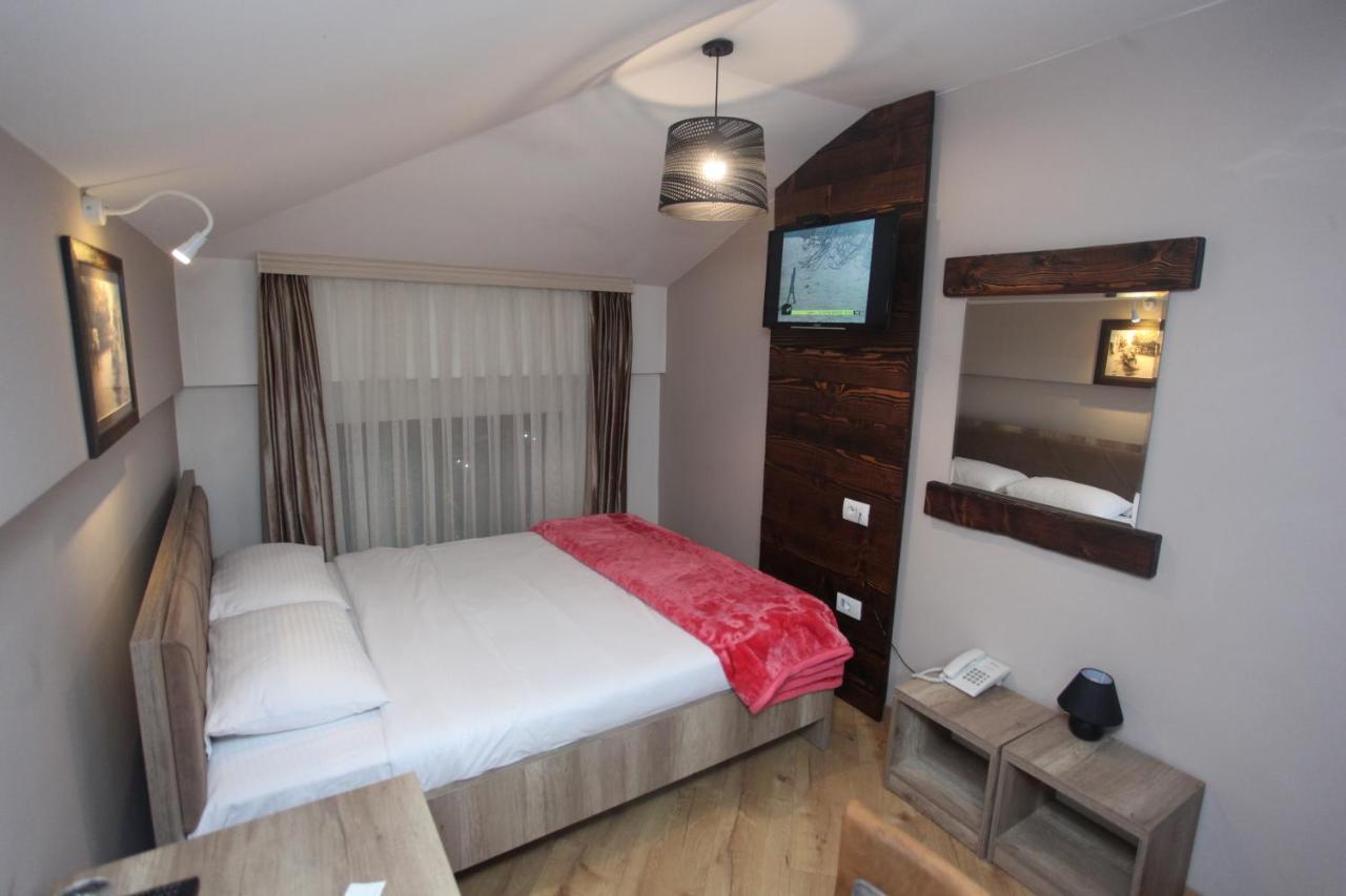 Hotel Happy Gjakova Exterior photo