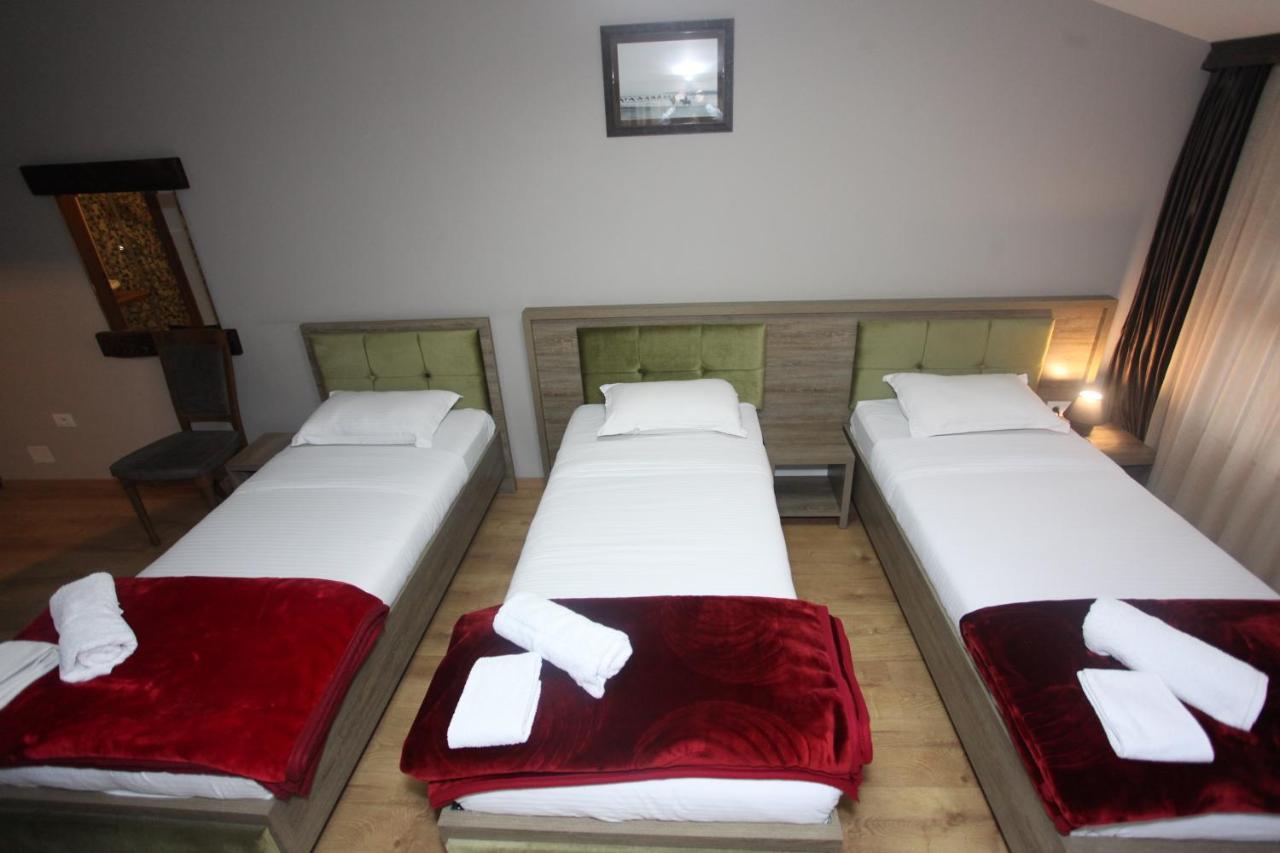 Hotel Happy Gjakova Exterior photo
