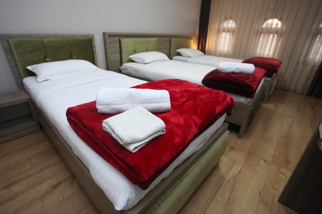Hotel Happy Gjakova Exterior photo